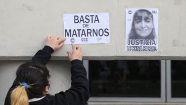Familiares de Riquel esperan justicia por el aberrante crimen.