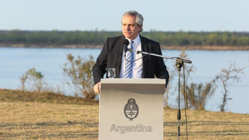 Alberto Fernández en Puerto San Martín.