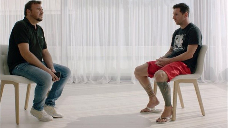 La Pulga grabó un video en el que anuncia su continuidad pero critica al presidente de Barcelona