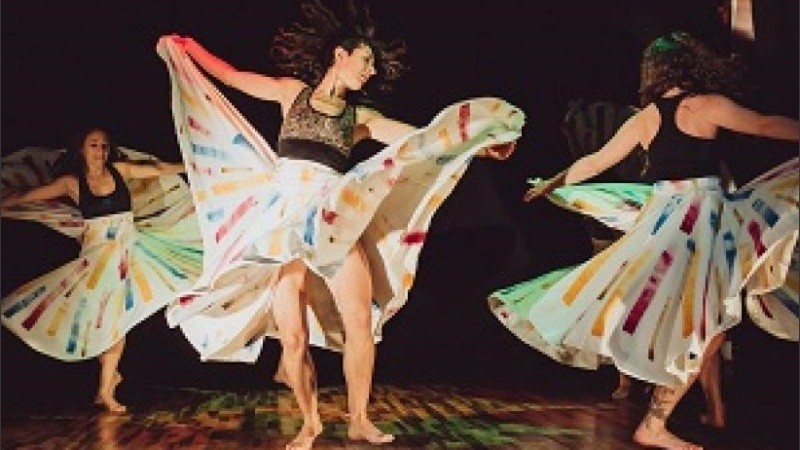 Organizado por la Asociación Argentina de Trabajadores de la Danza Rosario.