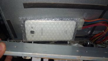 Uno de los celulares que tenía escondido en la cárcel.