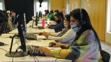 La línea provincial recibió 1.257.586 consultas desde que comenzó a funcionar.