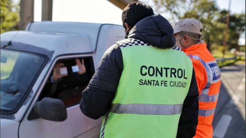 El Gran Santa Fe también retrocede de fase por el aumento de casos. 