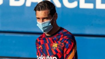 Leo Messi se volvió a poner la camiseta del Barcelona. Fue en un amistoso ante Nástic.