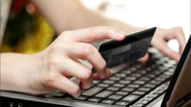 La compra online permitió a algunos acceder a productos y servicios y a otros a problemas que luego debieron solucionar.
