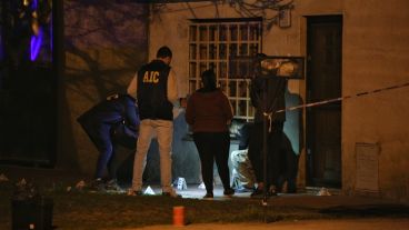 La policía trabajando en la zona de Magallanes al 2700.