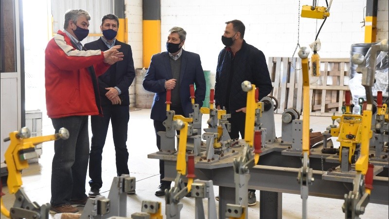 Los dispositivos se producen en la ciudad de Las Rosas.