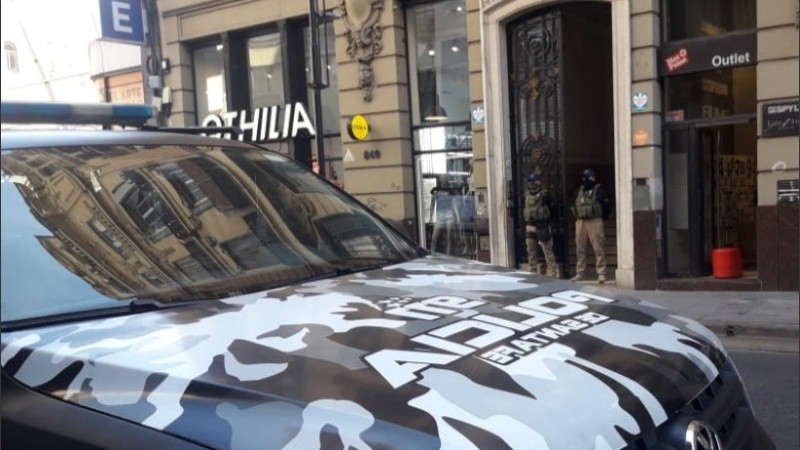 Se allanó la oficina de Corrientes 832, en el segundo piso oficina 24.