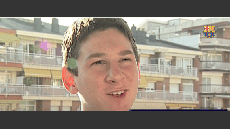 El video fue grabado en el 2003, antes de que Messi debute en la primera del club.