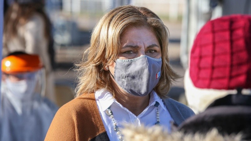 Sonia Martorano, ministra de Salud, dio positivo de coronavirus.