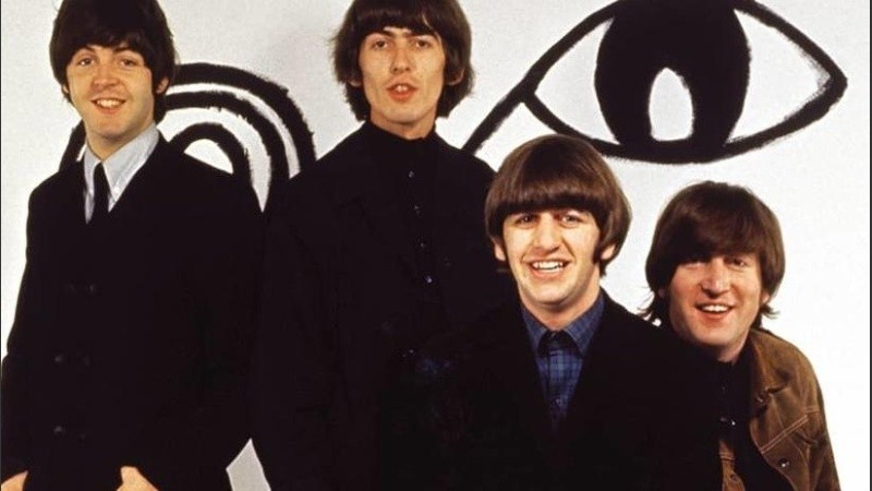 Contará con 120 horas de conversaciones de la banda