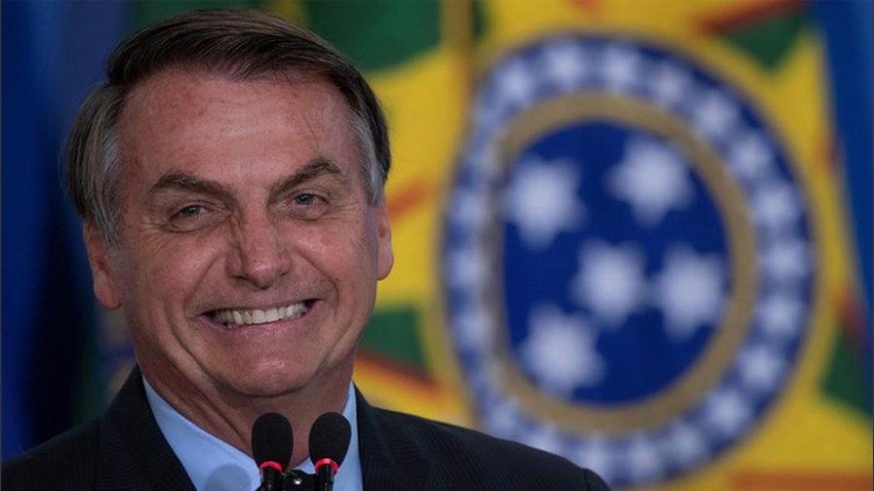 El presidente de Brasil volvió a minimizar los efectos del coronavirus.