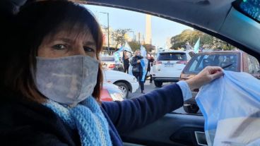 Bullrich en la marcha anterior, cuando apenas había salido del cuadro de coronavirus.