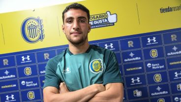 El zaguero, que pertenece a Sevilla, jugó 2 partidos y marcó 1 gol en Central.