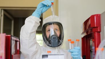 Johnson & Johnson investiga qué pasó con el voluntario.