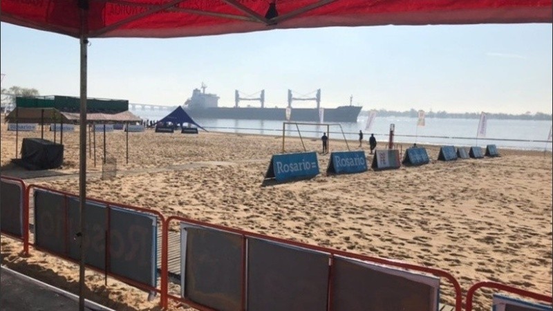 Las autoridades locales analizan la temporada de verano en tiempos de covid.