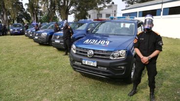 Además de los móviles, se sumarán chalecos, armas y municiones.