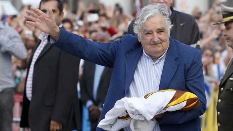 El ex presidente de Uruguay anunció su retiro de la política en el marco de la pandemia.