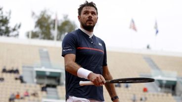 Wawrinka jugaba con el alemán Dominic Koepfer cuando se escuchó el estruendo.