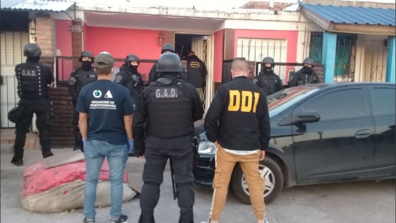 Los detenidos serán trasladados a la provincia este jueves.