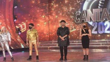 Esmeralda Mitre y Nell Valenti solo recibieron el 41% de los votos.