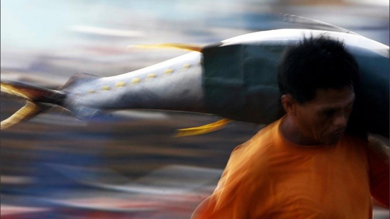 El joven siempre acompañaba a su padre en la embarcación y ahora cuenta su experiencia.