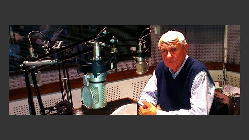 Cavallero en una visita a Radio 2.