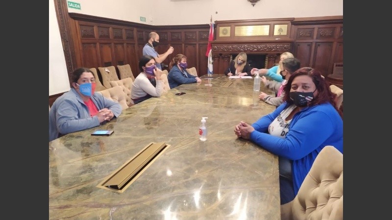 La reunión entre representantes de organizaciones sociales y la presidenta del Concejo