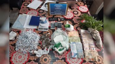 Elementos secuestrados en los operativos de este sábado.