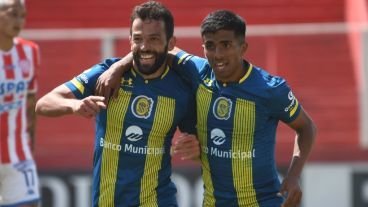 Gamba marcó los dos goles del equipo del Kily.