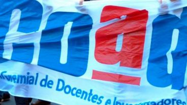 La medida de fuerza comprenderá a los docentes de la UNR y de todas las universidades del país