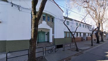 La escuela de La Paz 3035.