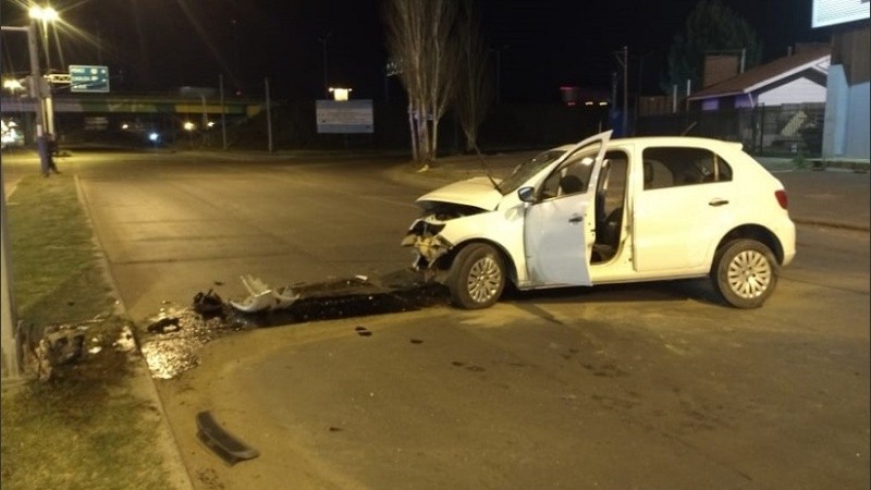 Así quedó el auto tras el siniestro vial.