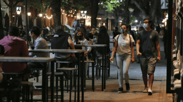 Los especialistas pidieron que se mantengan las medidas vigentes por 14 días.