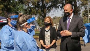 "Ellas siempre nos cuidaron.. Lo mínimo es devolverles un poco de ese cuidado”, dijo el mandatario.