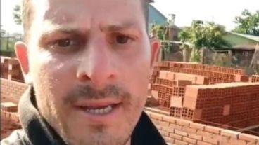 El albañil que subió un video con términos hacia las mujeres como "tontas".