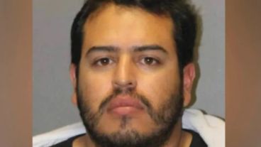 La víctima veía las botellas de agua "turbias" pero sólo las desechaba.