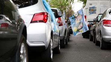 Postales de la caravana peronista este sábado 17 de octubre por las calles de Rosario.