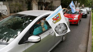 Postales de la caravana peronista este sábado 17 de octubre por las calles de Rosario.