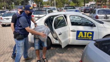 Alejo "Patón" L. fue trasladado a la sede de la AIC.