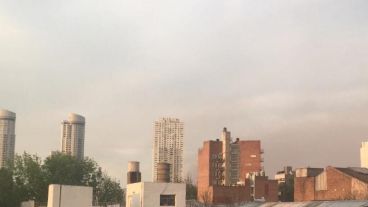 Una lluvia que refresque, humedezca la tierra y apague los fuegos de enfrente.