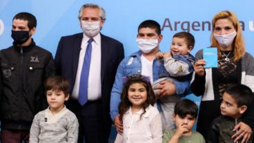 El presidente Alberto Fernández en el lanzamiento del Certificado de Pre-identificación.