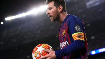 Gerard Piqué, símbolo del barcelonismo, expresó que el estadio del club “debería llevar el nombre de Leo Messi”