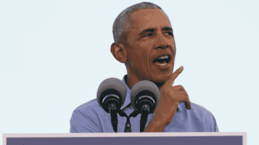 Obama dijo que Trump "quiere todo el crédito por la economía que heredó y cero culpa por la pandemia que ignoró".