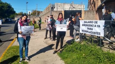 La iniciativa surge como respuesta a una solicitud de los docentes reemplazantes de Santa Fe que se vieron afectados por la suspensión de las clases presenciales.