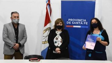 Además de la Ministra, en la entrega estuvo presente el senador departamental, Marcelo Lewandowsky.