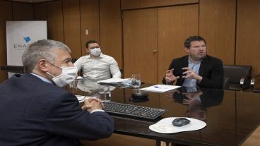 El vicepresidente del ENACOM, Gustavo López, encabezó el encuentro virtual