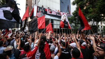 Los hinchas de Newell´s en la última visita de Maradona a Rosario. (Alan Monzón/Rosario3)