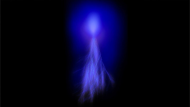 Son provocados por descargas de rayos de tormentas eléctricas.