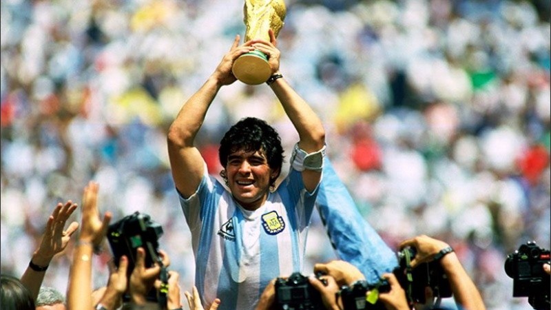 Eterno Diego Armando Maradona, ¡feliz cumpleaños!